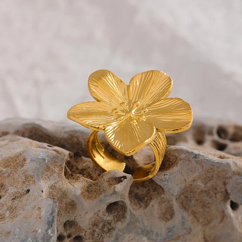 Anel Flor-de-Lis Banhado em Ouro 18k VZ192