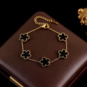 Pulseira de Trevo Preto Banhado em Ouro 18k VZ254