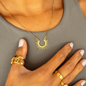 Colar Golden Sun Banhando em Ouro 18k VZ230